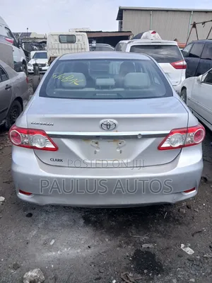 Toyota Corolla 2011 Silver