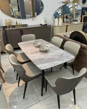 Luxury 6 Seaters Dining Set