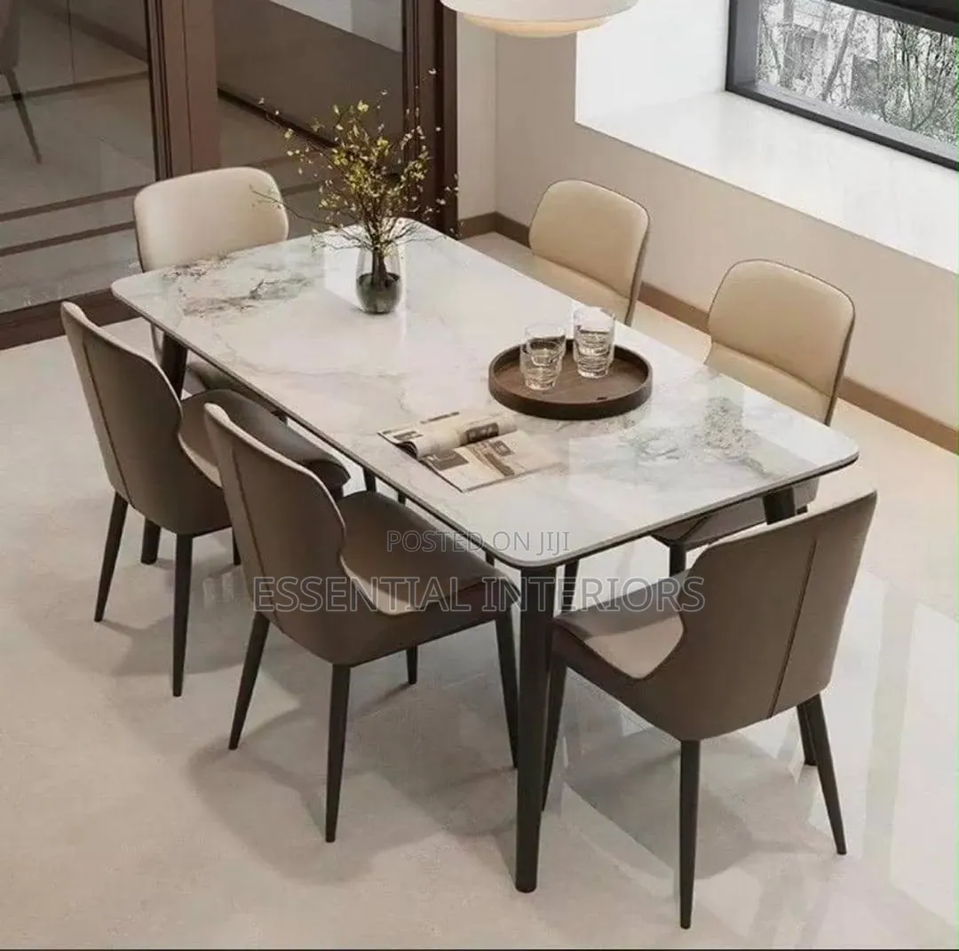 Luxury 6 Seaters Dining Set