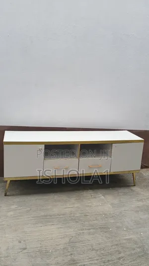 TV Console HDF