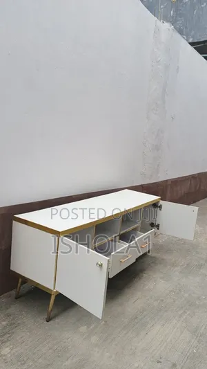 TV Console HDF