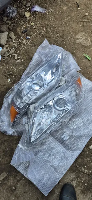 Head Lamp Camry 2010