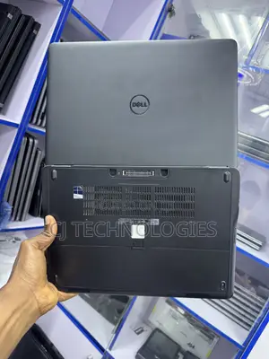 Laptop Dell Latitude E7450 8GB Intel Core i5 SSD 256GB