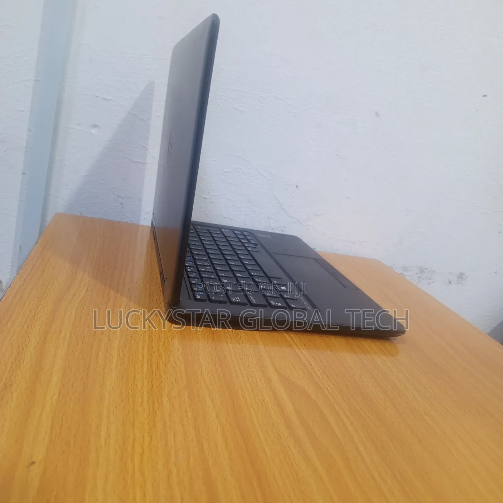 Laptop Dell Latitude 12 E7250 8GB Intel Core i5 SSD 128GB
