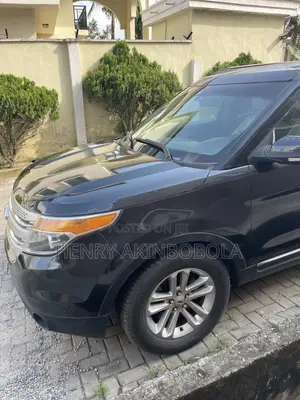 Ford Explorer XLT 4dr 4x4 (3.5L 6cyl 6A) 2013 Black