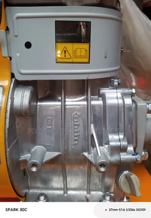 Robin Concrete Vibrator Ey20