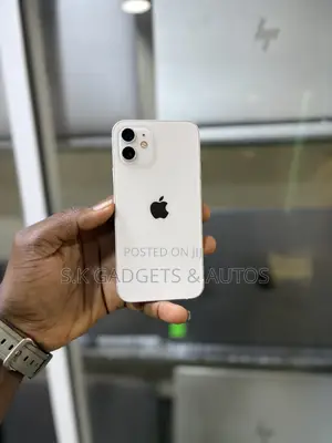 Apple iPhone 12 64 GB White