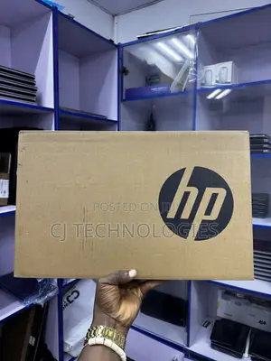 New Laptop HP EliteBook 840 G8 8GB Intel Core i5 SSD 256GB