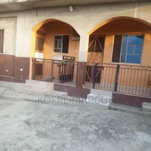 1bdrm Block of Flats in Omojuwa Estate, Kosofe / Kosofe for rent