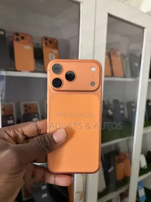 Apple iPhone 17 Pro Max 256 GB Orange