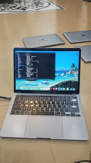 Laptop Apple MacBook Pro 2020 M1 8GB Apple M1 SSD 256GB