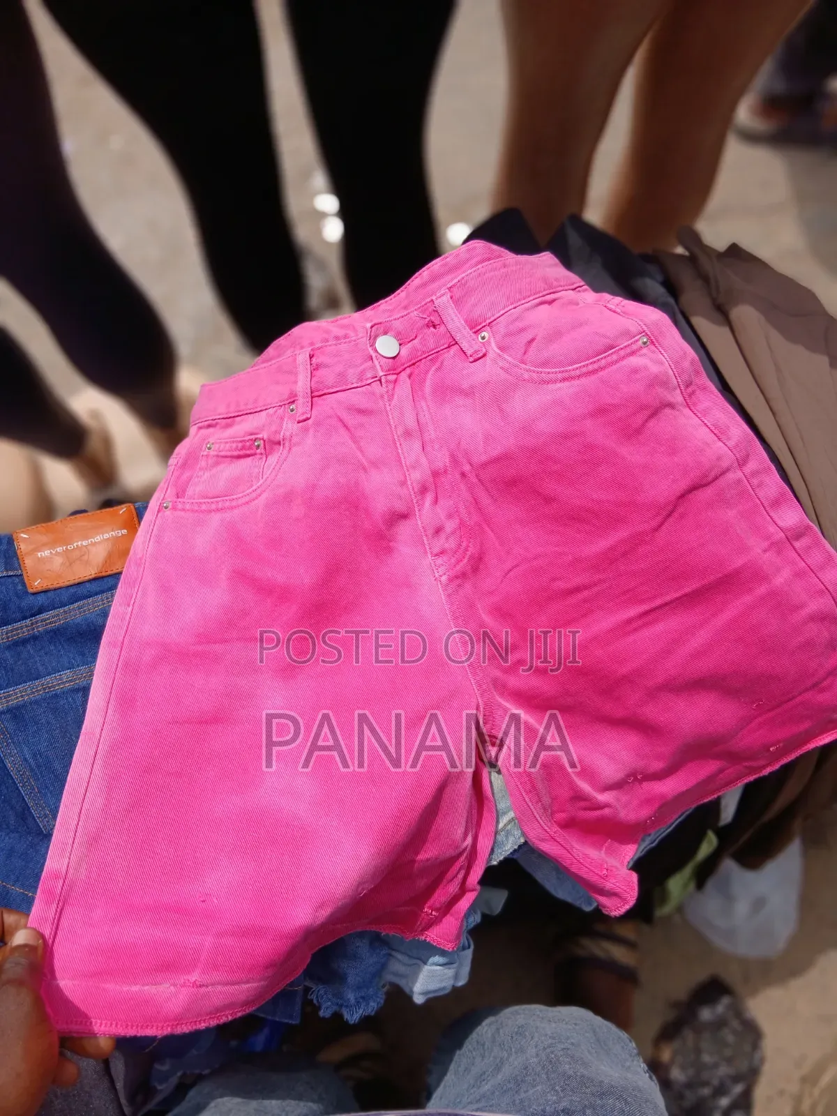 Jean Bumshort