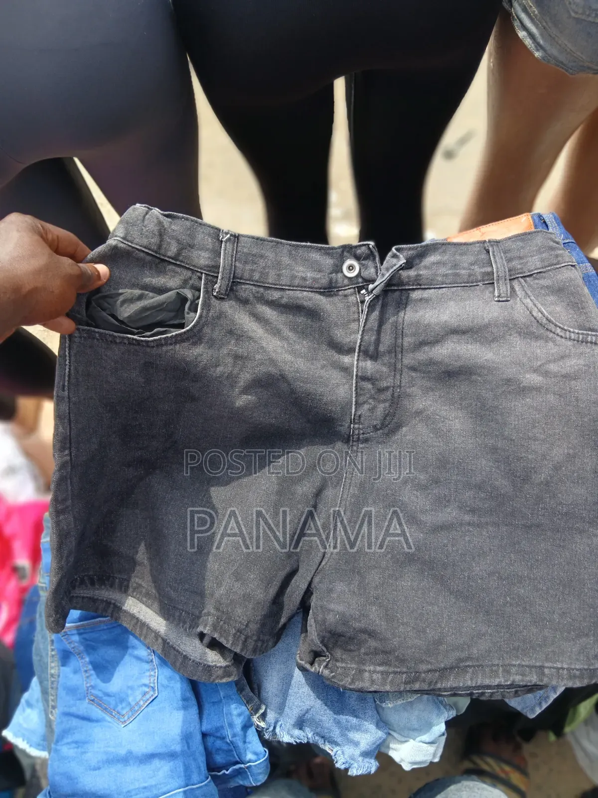 Jean Bumshort