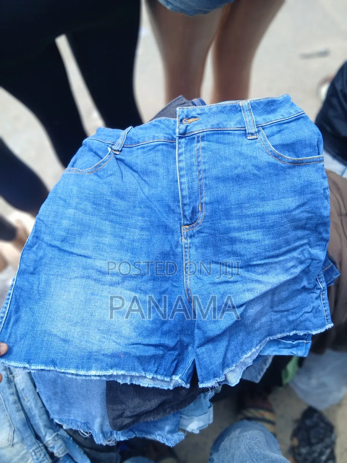 Jean Bumshort