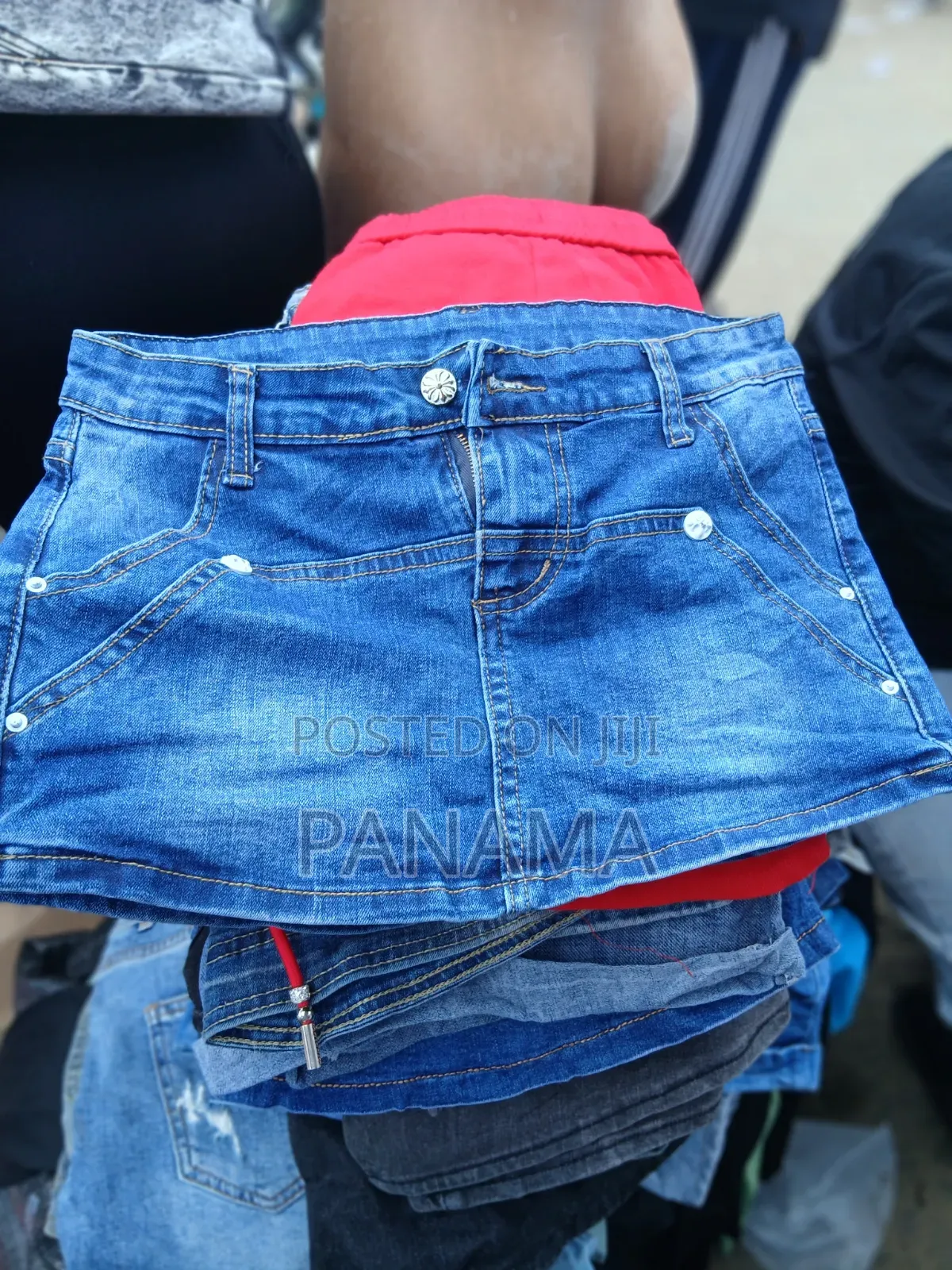 Jean Bumshort