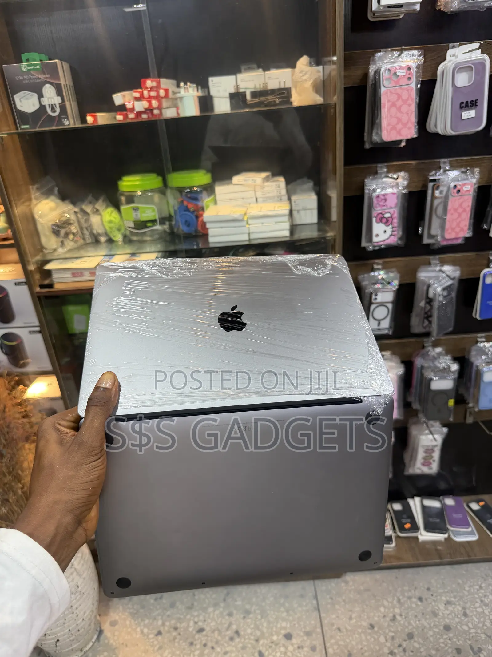 Laptop Apple MacBook Pro 2020 8GB Intel Core i5 SSD 256GB
