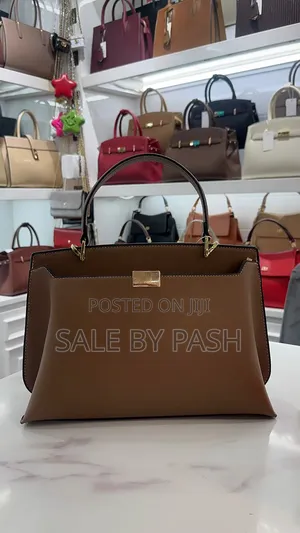Dutchess Double Base Bags