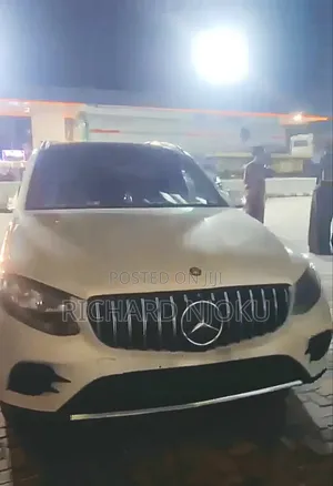 Mercedes-Benz GLC-Class 2017 White
