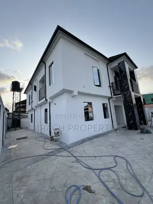 5bdrm Duplex in Ajoke Estate, Ago Palace for sale