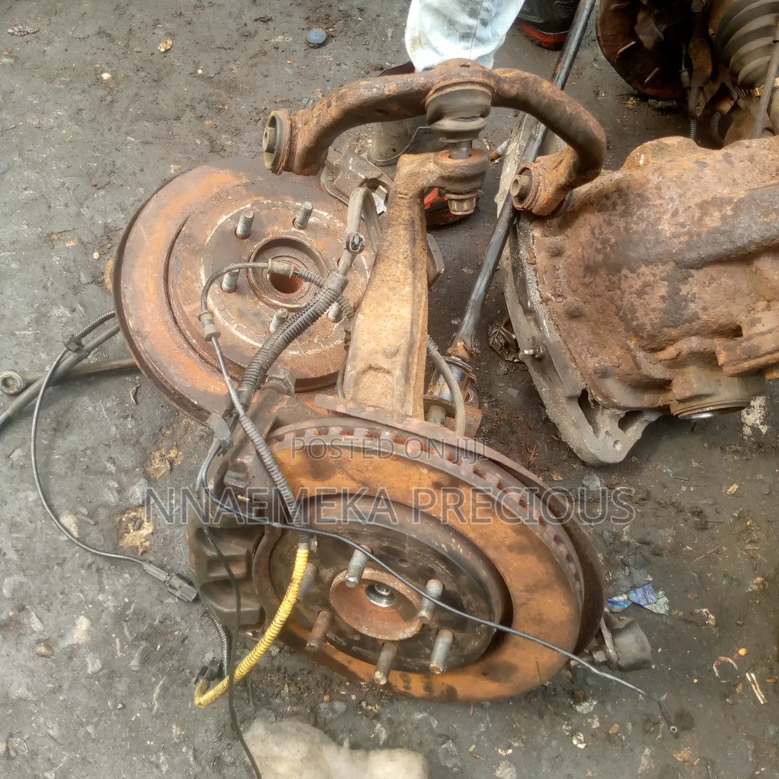 Complete Front Shock & Hug Capller Ford Expedition 2015