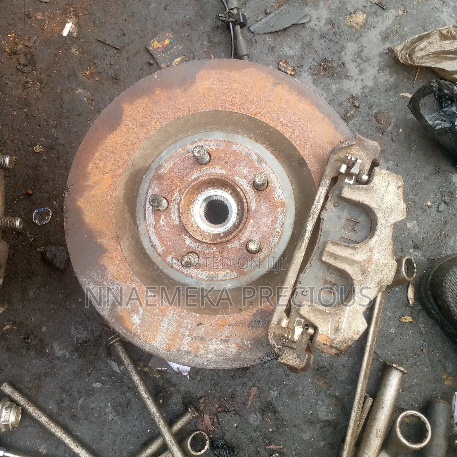 Complete Front Shock & Hug Capller Ford Expedition 2015