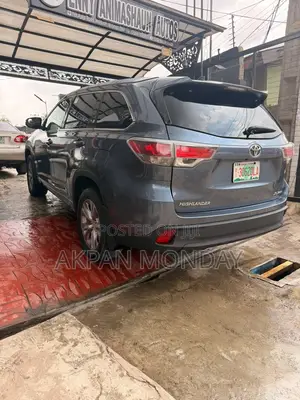 Toyota Highlander 2015