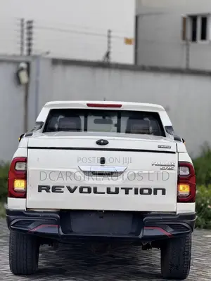 Toyota Hilux 2020 White