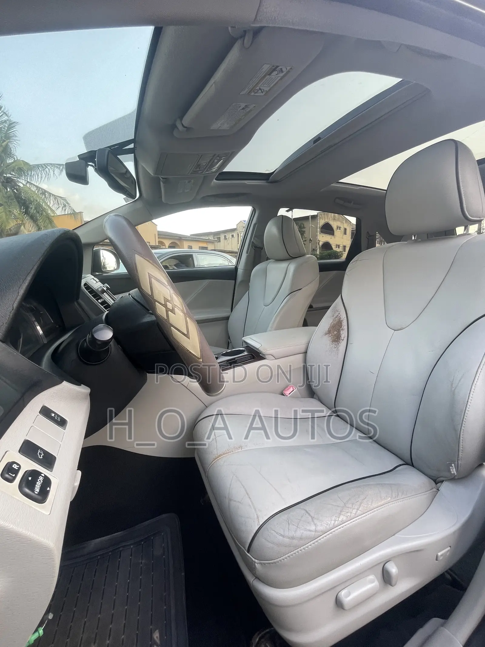 Toyota Venza V6 AWD 2010 Gray