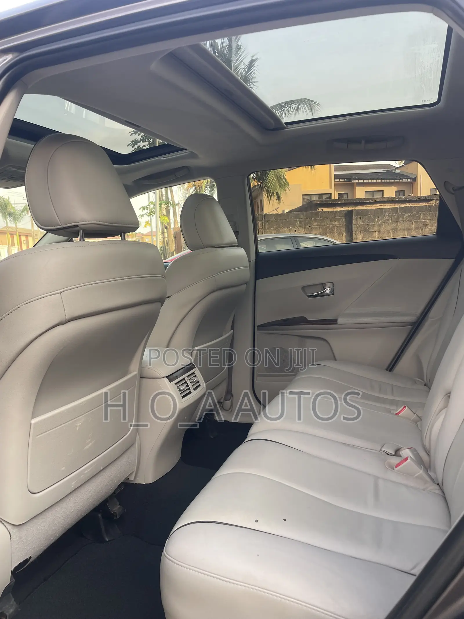 Toyota Venza V6 AWD 2010 Gray