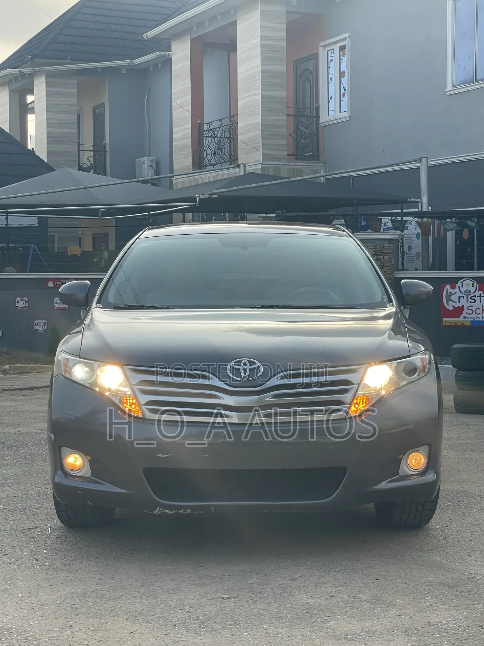 Toyota Venza V6 AWD 2010 Gray
