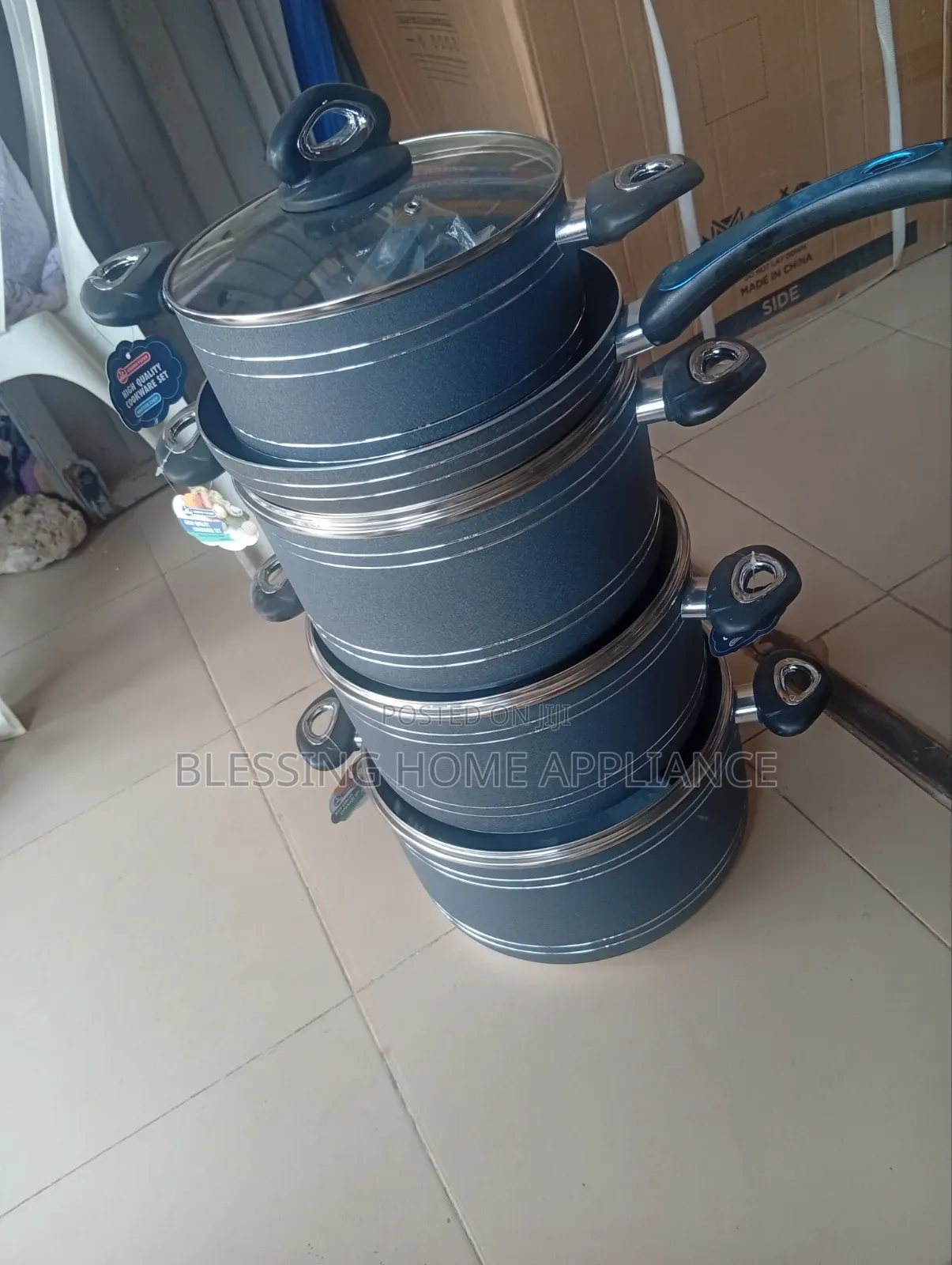 Quality 4pcs Pots and One Frying Pan