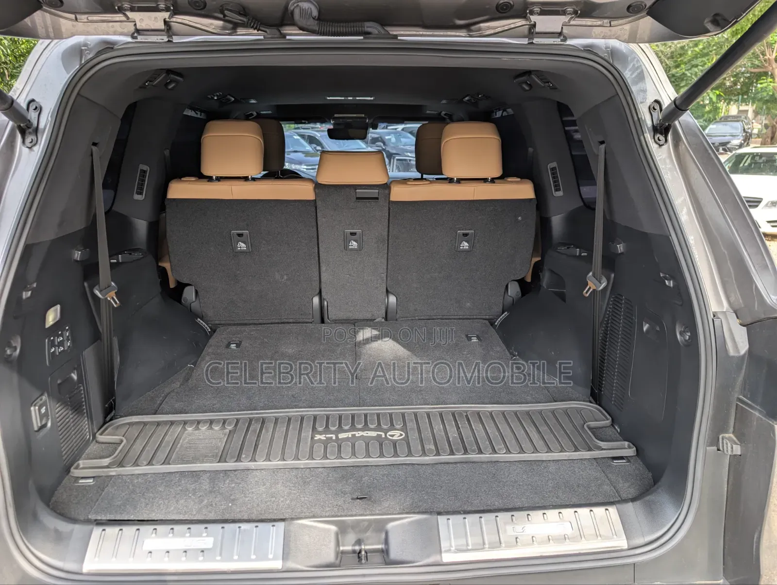 Lexus LX 600 2024 Gray