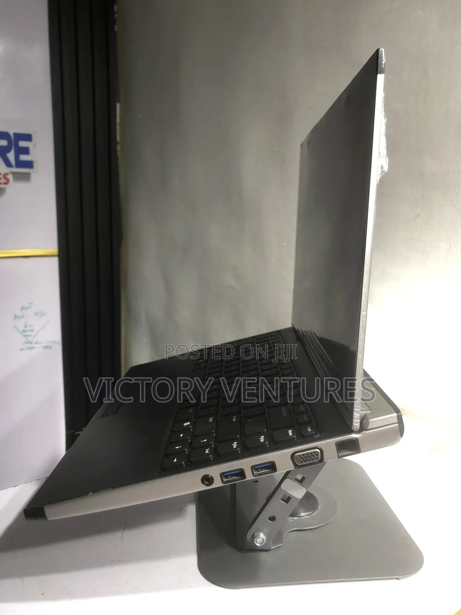Laptop Dell Latitude 3330 8GB Intel Core i5 HDD 320GB
