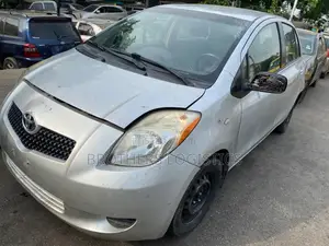 Toyota Yaris 2006 Silver