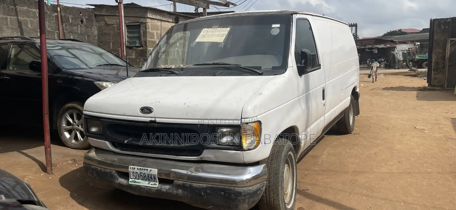 Ford E250 2001 White
