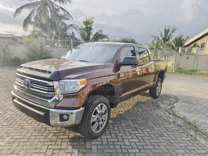 Toyota Tundra 2014 Brown