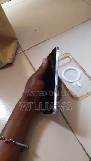 Mobile Phone 1 TB White