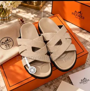 Luxury Slippers High Quality