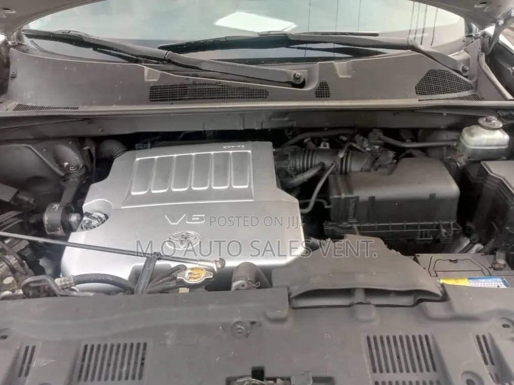 Toyota Highlander Limited 2010 Silver