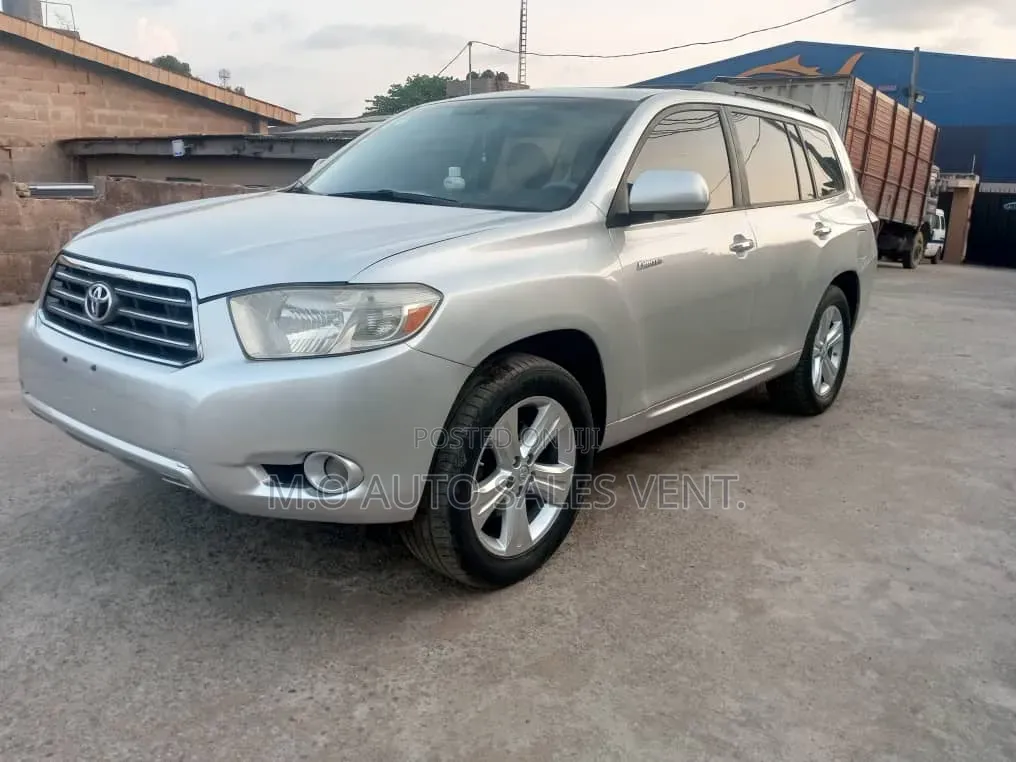Toyota Highlander Limited 2010 Silver
