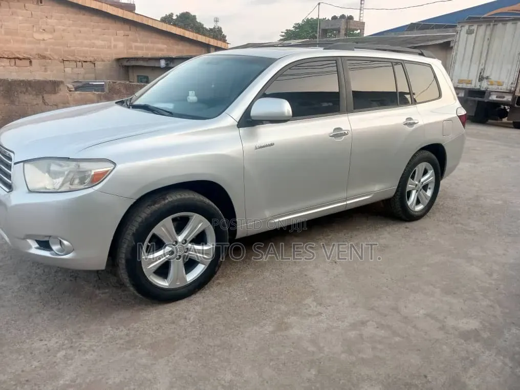 Toyota Highlander Limited 2010 Silver
