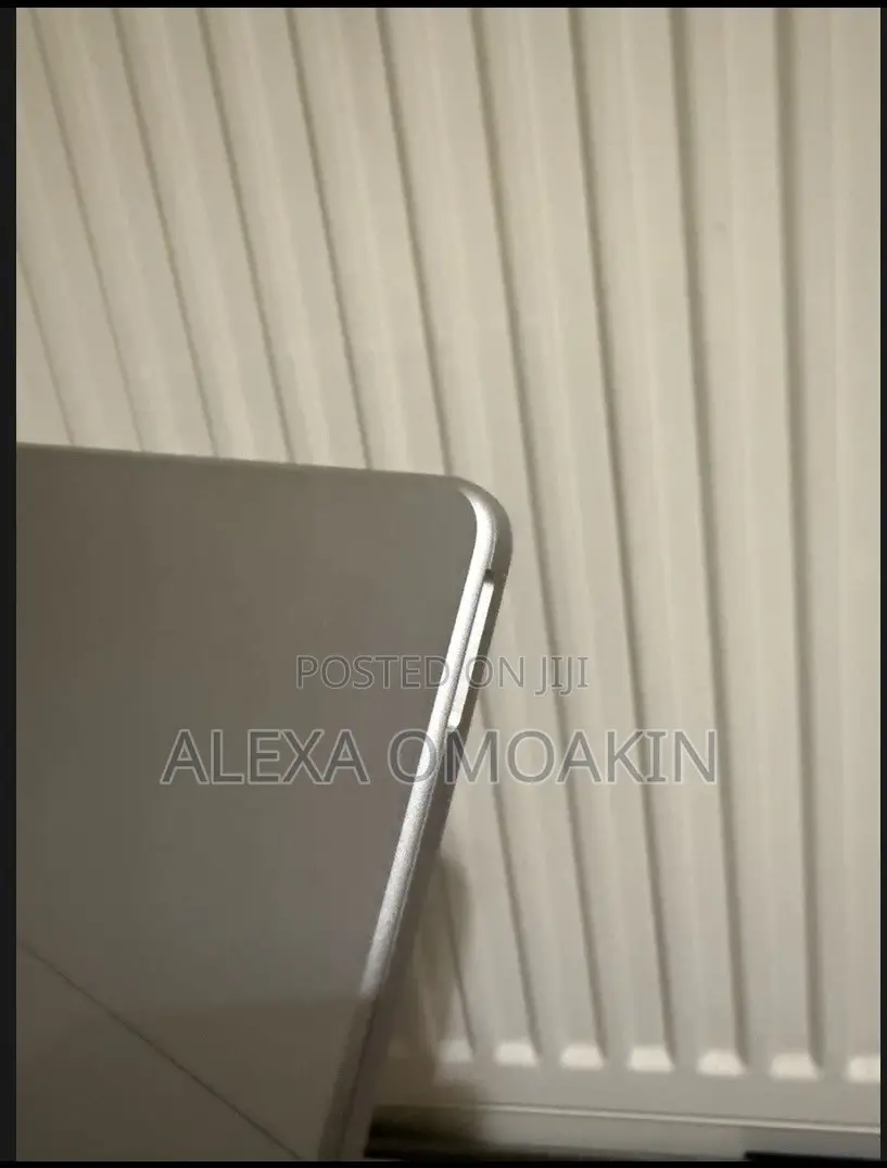 Microsoft Surface Pro Copilot+ PC 12 16GB Qualcomm Snapdragon X Plus