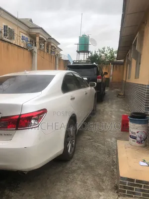 Lexus ES 350 2012 White