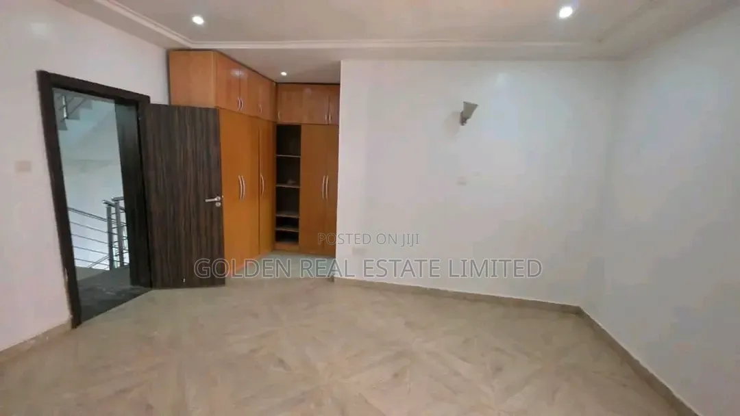 5bdrm Duplex in Guzape District for rent