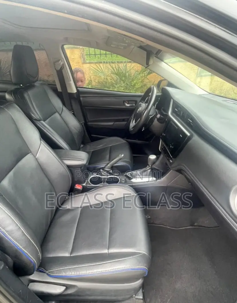 Toyota Corolla 2017 Black