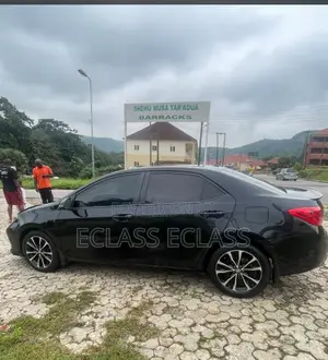 Toyota Corolla 2017 Black