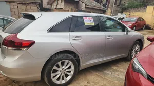 Toyota Venza 2014 Silver