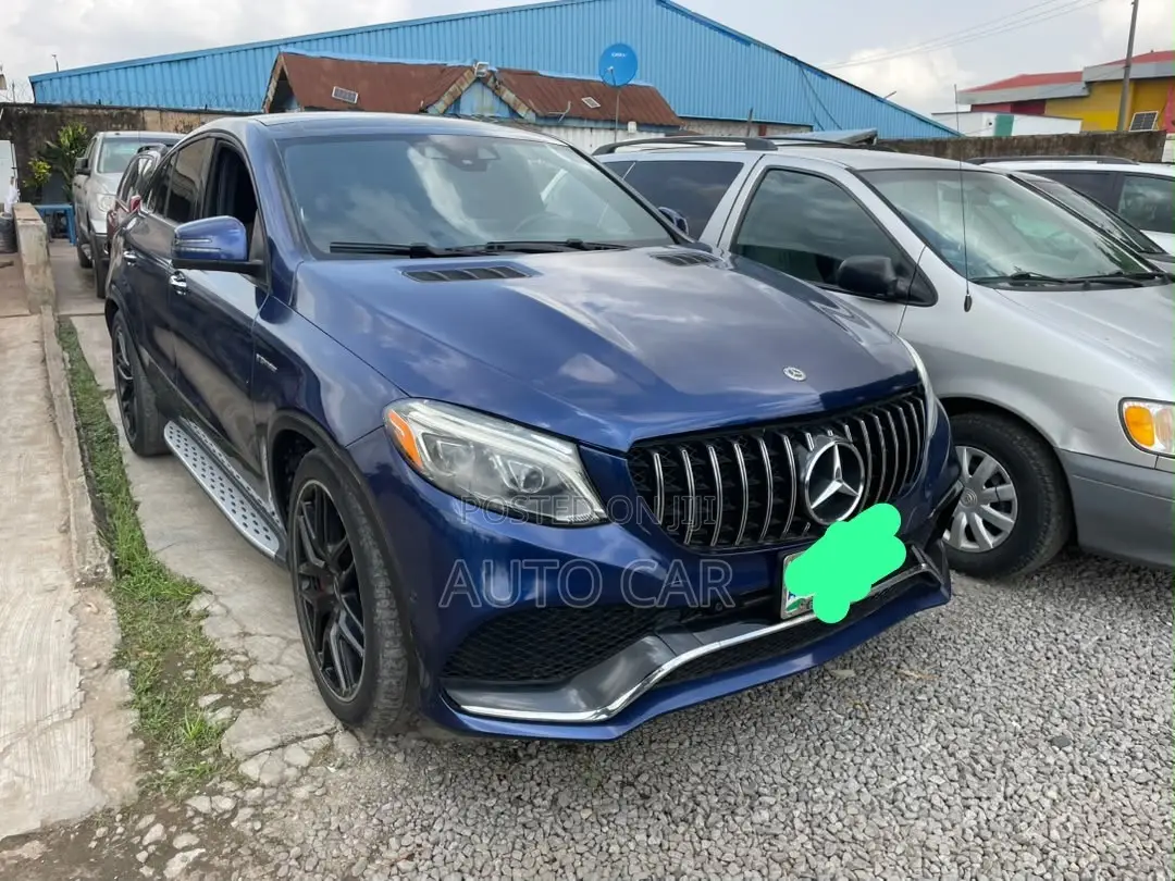 Mercedes-Benz GLE-Class 2019 Blue