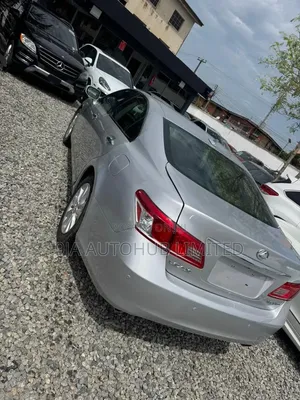Lexus ES 350 2010 Silver