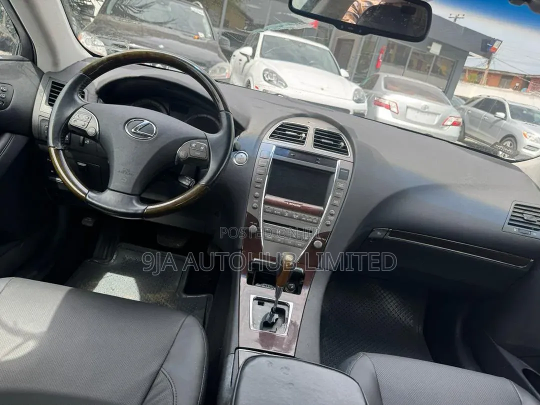 Lexus ES 350 2010 Silver